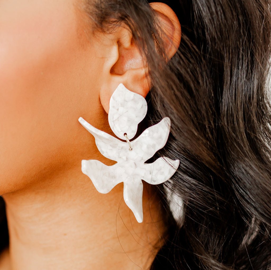 Linny Co | Flora Drop Earrings in White Shell