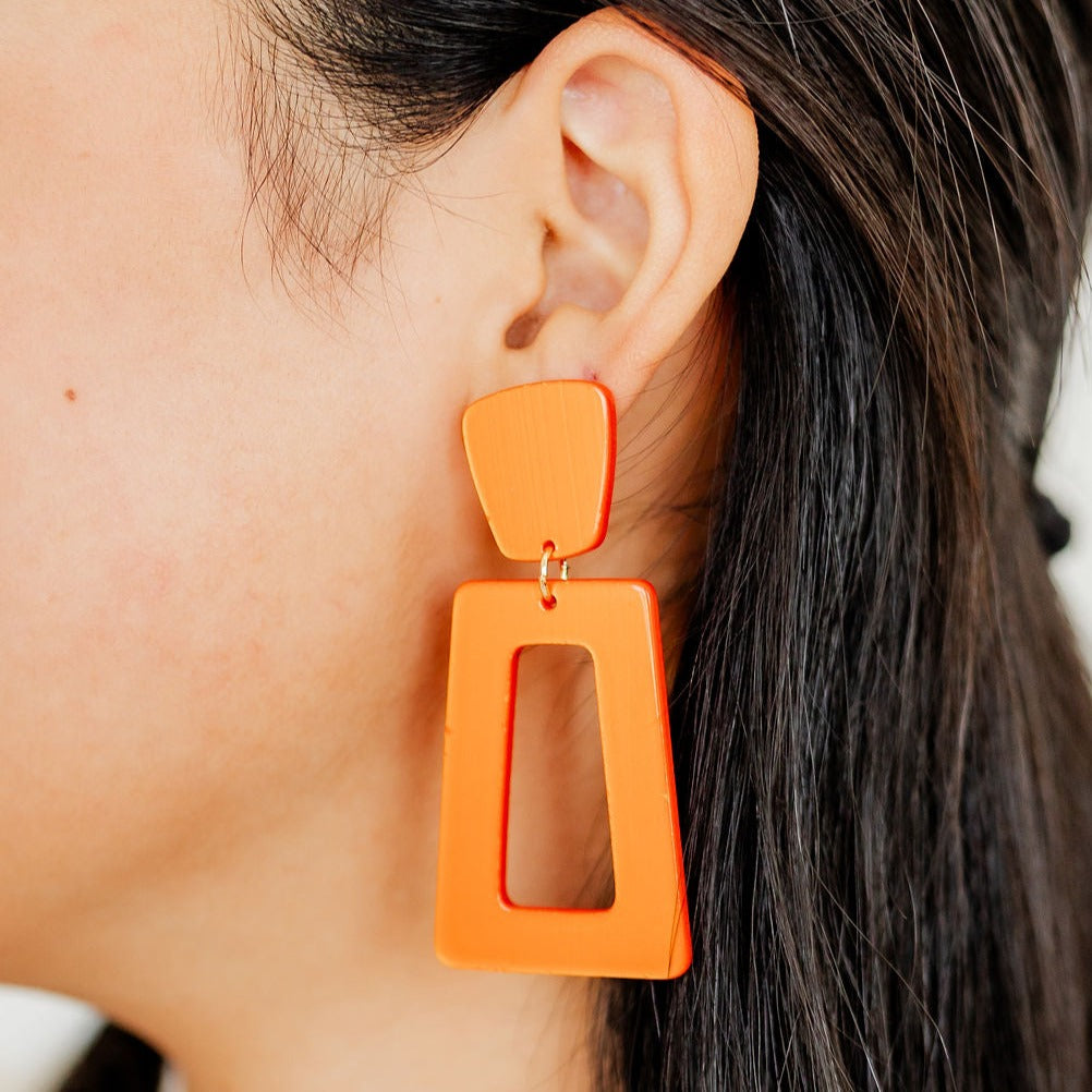 Linny Co | Kennedy Rectangular Drop Earrings in Metallic Orange