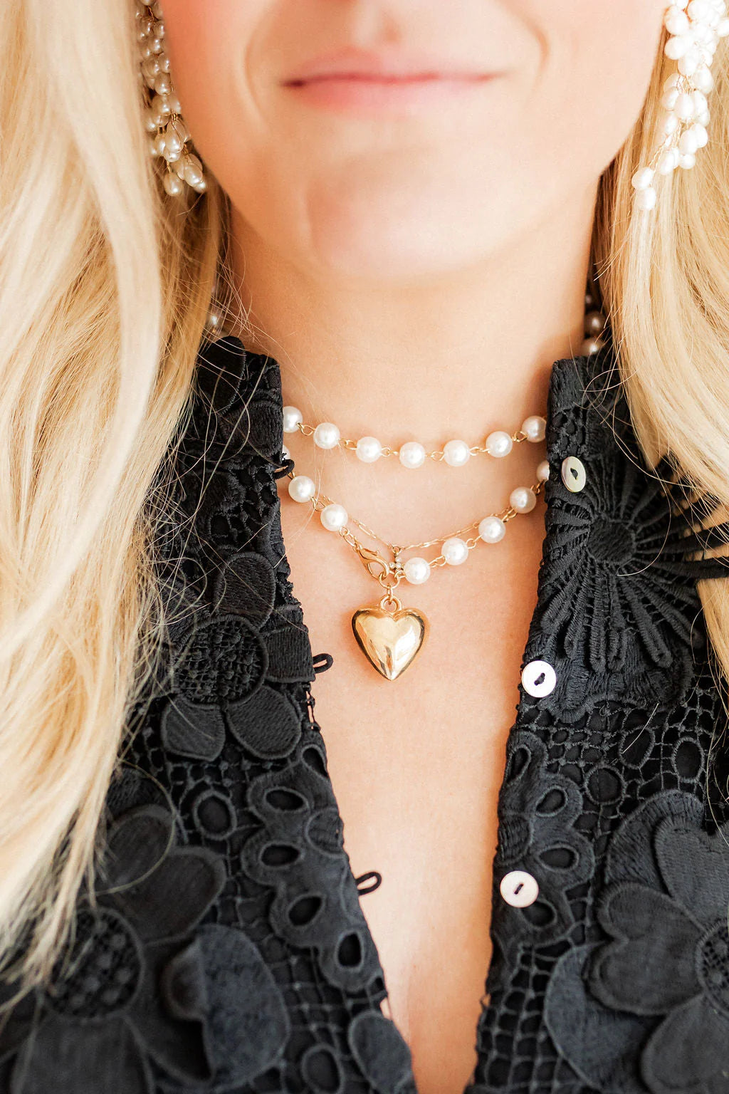 Linny Co | London Mini Pearl Necklace with Gold Heart Pendant