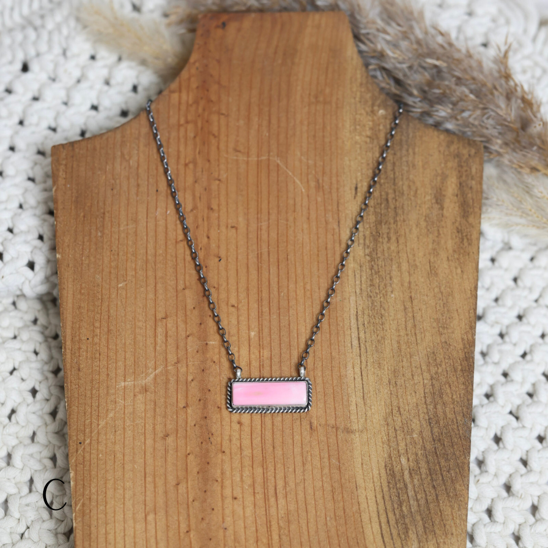 Johnny Dixon | Navajo Handmade Sterling Silver Chain Necklace Light Pink Conch Bar Pendant