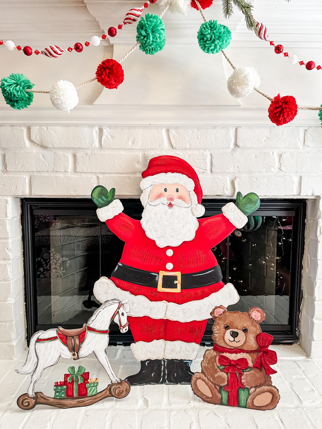 The Round Top Collection | Joyful Santa Medium Stake