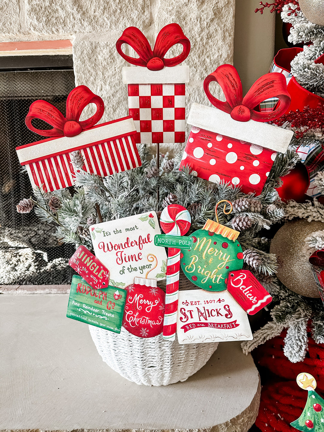The Round Top Collection | Small Classic Red &amp; White Gifts Set of 3