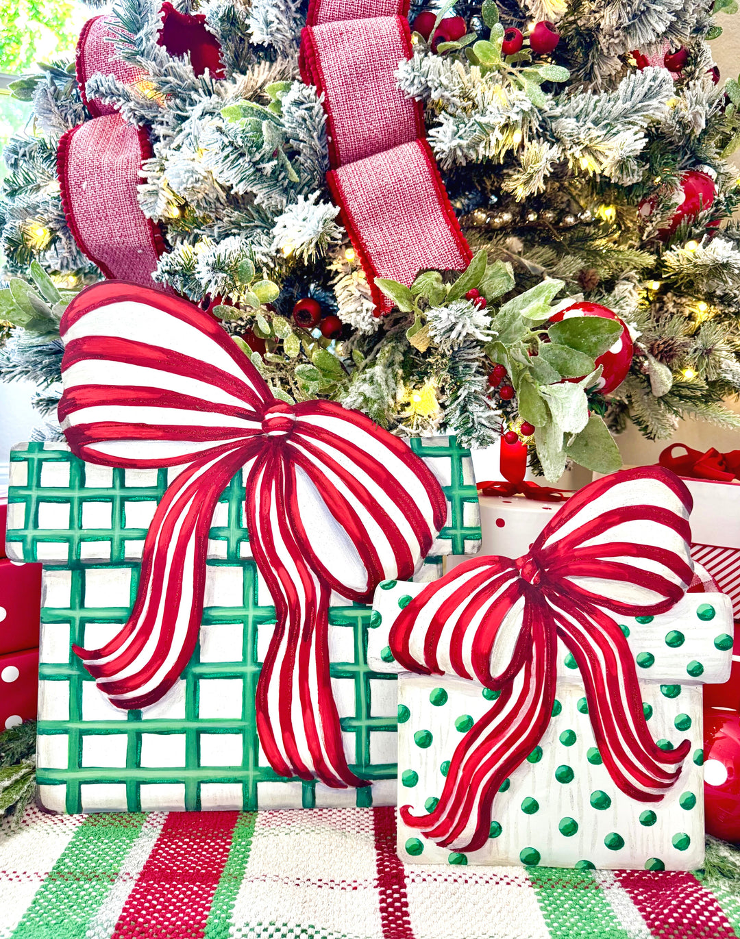 The Round Top Collection | Modern Gift Boxes Set of 2