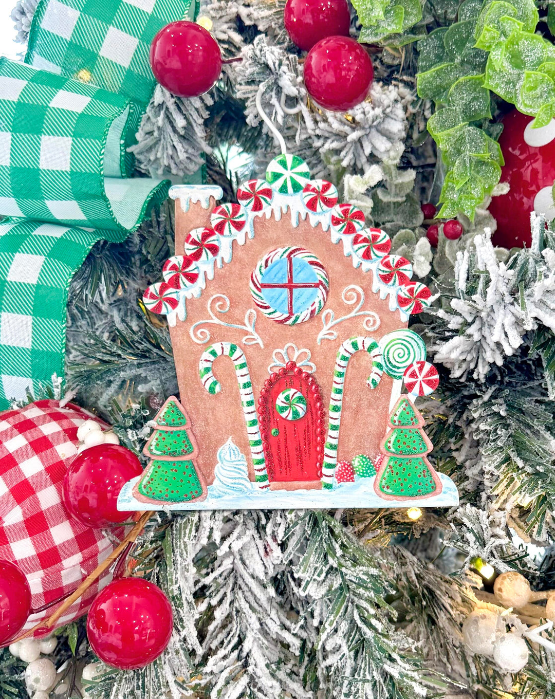 The Round Top Collection | Snowy Gingerbread House Ornament