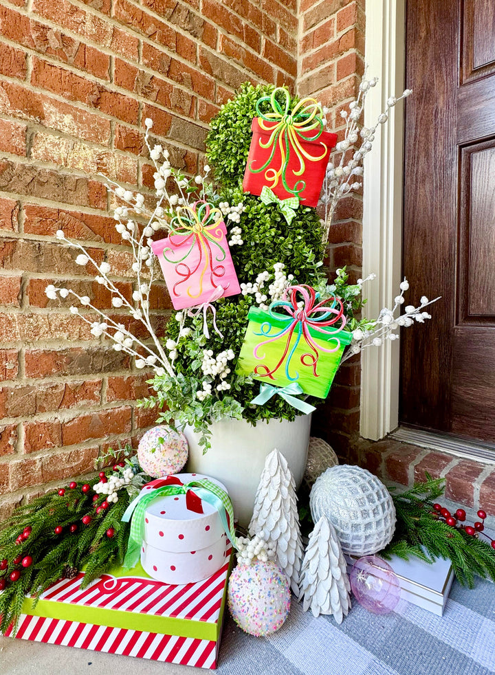 The Round Top Collection | Small Merry &amp; Bright Curly Ribbon Packages Set of 3