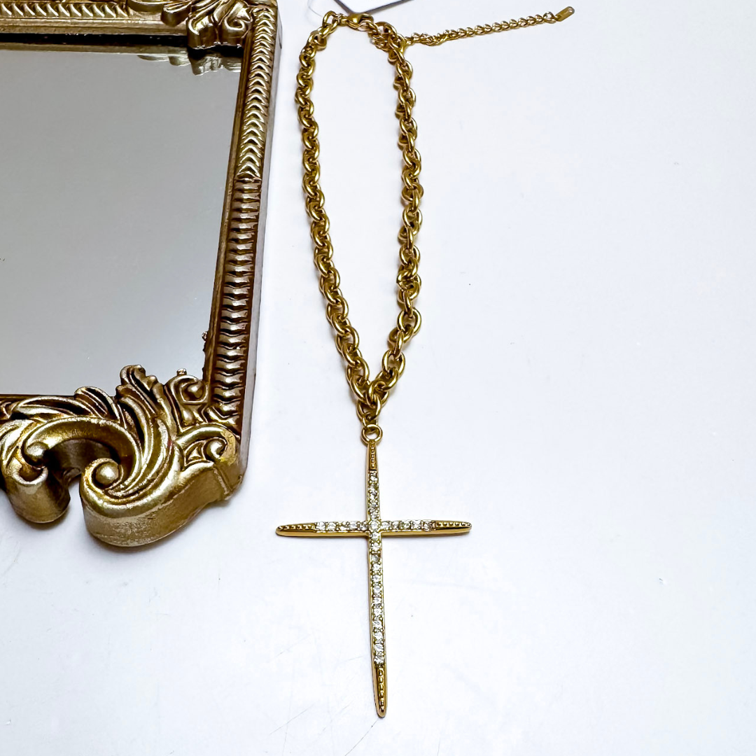 CHANSUTT PEARLS | Luxe Cross Necklace in Gold