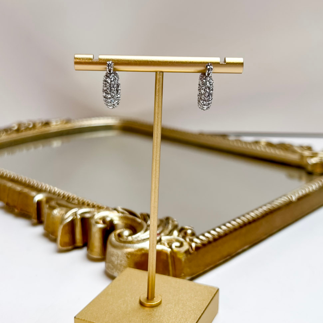 CHANSUTT PEARLS | Small Diamond Hoops in Silver
