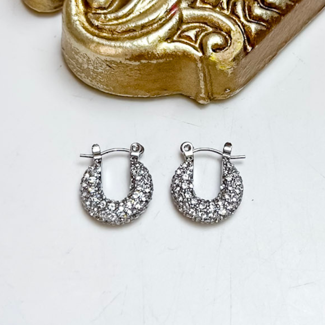 CHANSUTT PEARLS | Small Diamond Hoops in Silver