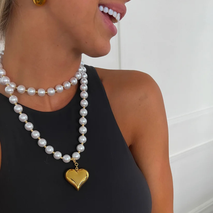 CHANSUTT PEARLS | Wrap Around Pearl Heart Necklace in Gold