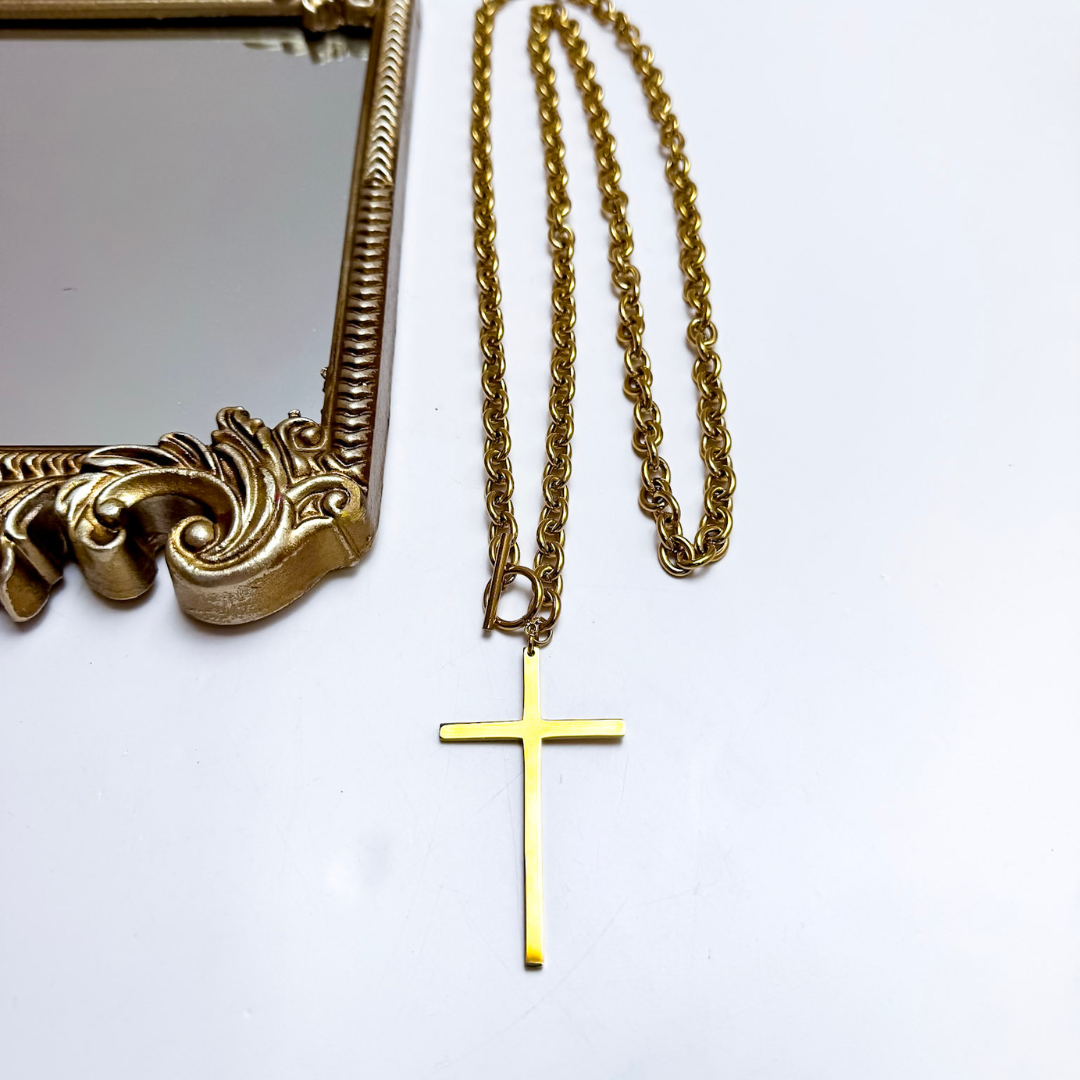 CHANSUTT PEARLS | Wrap Around Cross Necklace in Gold
