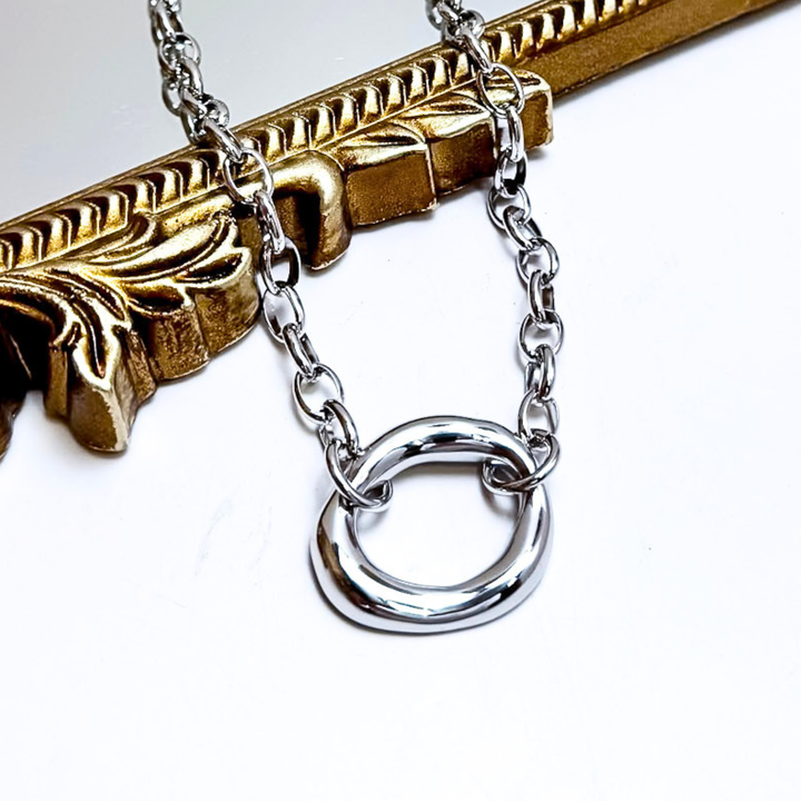 CHANSUTT PEARLS | The Scotty Chain Link Necklace in Silver