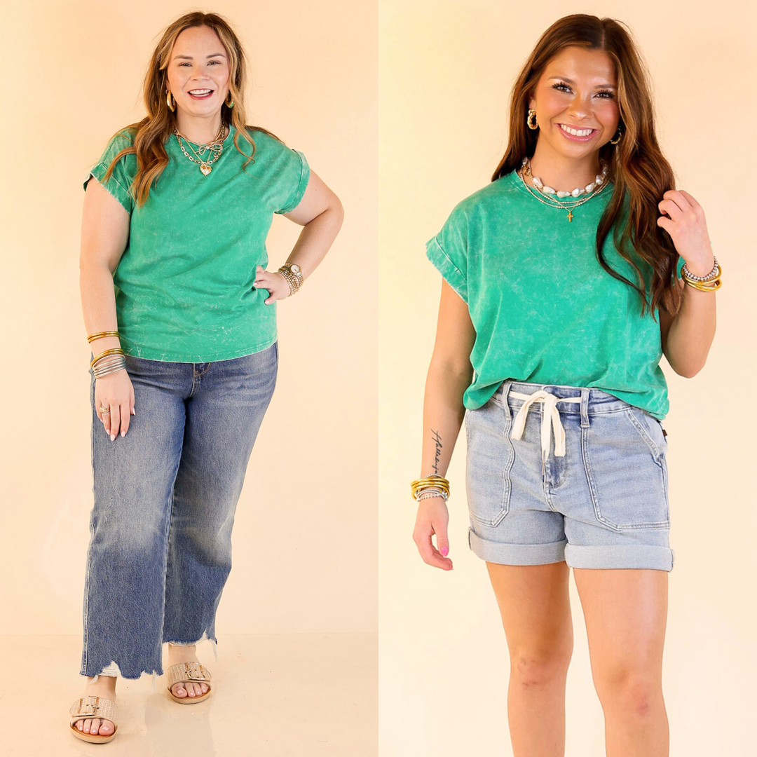 super soft, and effortlessly stylish. Pair it with high-waisted jeans or layer it up for an easy, polished look.