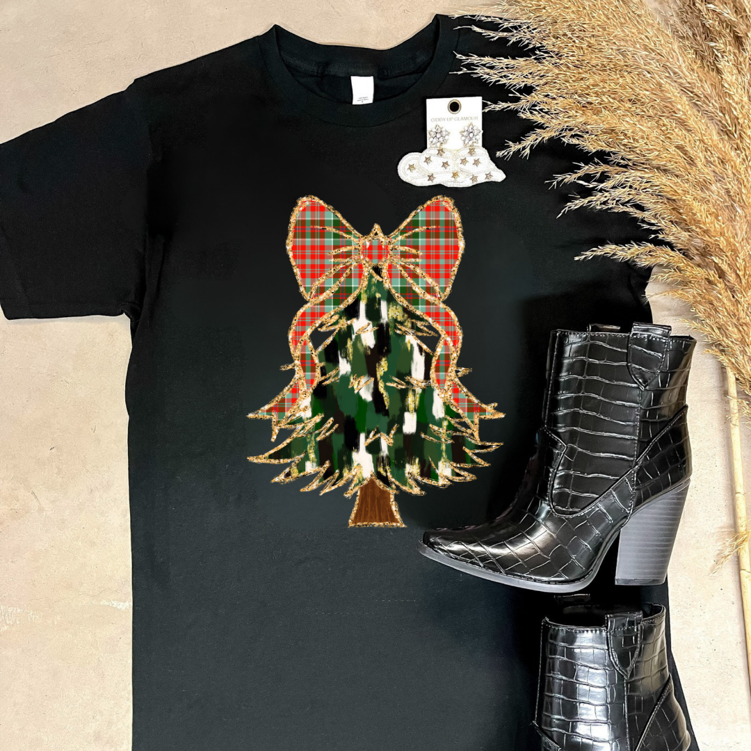 Online Exclusive | Christmas Tree Watercolor with Plaid Bow Graphic Tee in Multiple Color Options