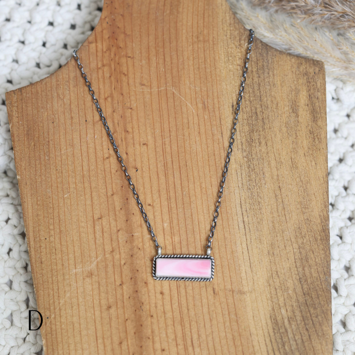 Johnny Dixon | Navajo Handmade Sterling Silver Chain Necklace Light Pink Conch Bar Pendant