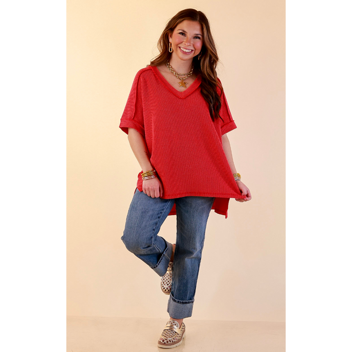 Daily Perfection V Neck Short Sleeve Ribbed Top in Red