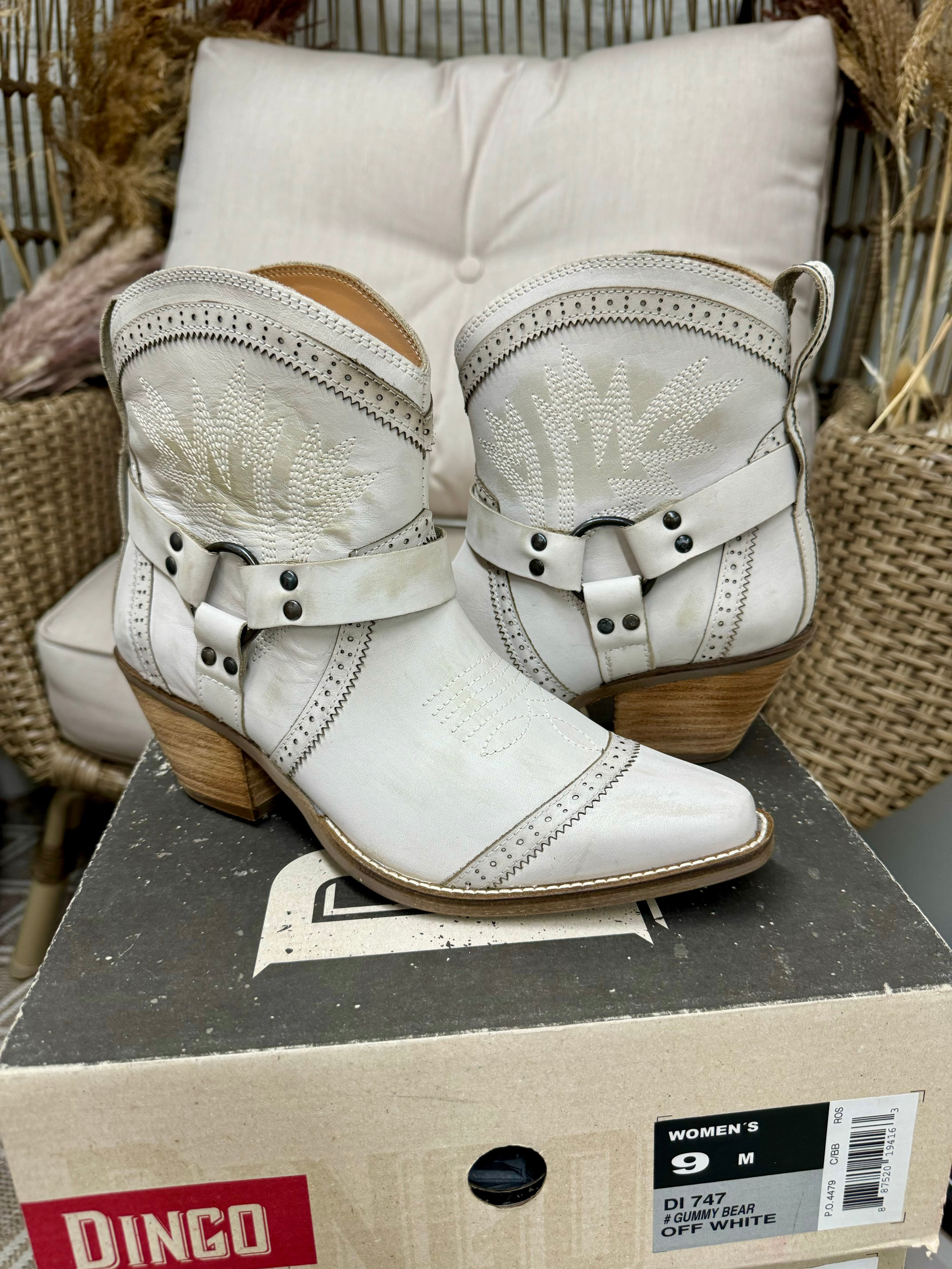 *DISCONTINUED* | Dingo | Gummy Bear Leather Cowboy Boots in Off White - Last Chance Size 9 - Giddy Up Glamour Boutique
