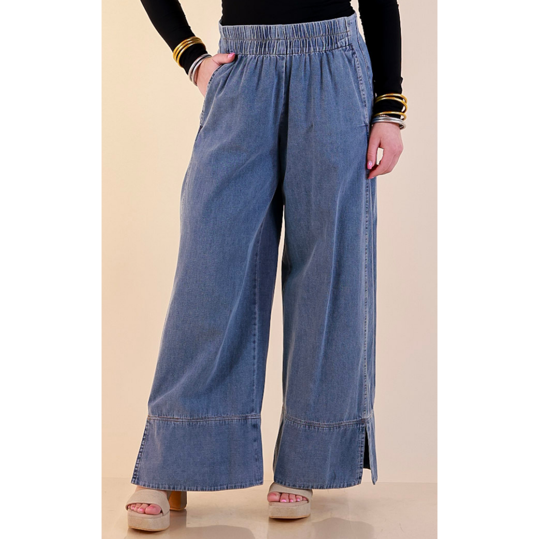 Easy on Repeat Wide Leg Cropped Denim Pant with Elastic Waistband and Seam Detail in Medium Wash