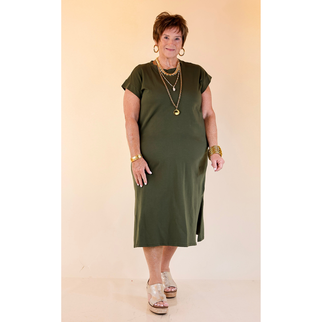 Effortlessly Lovely Short Sleeve Midi Tee Shirt Dress in Olive Green
