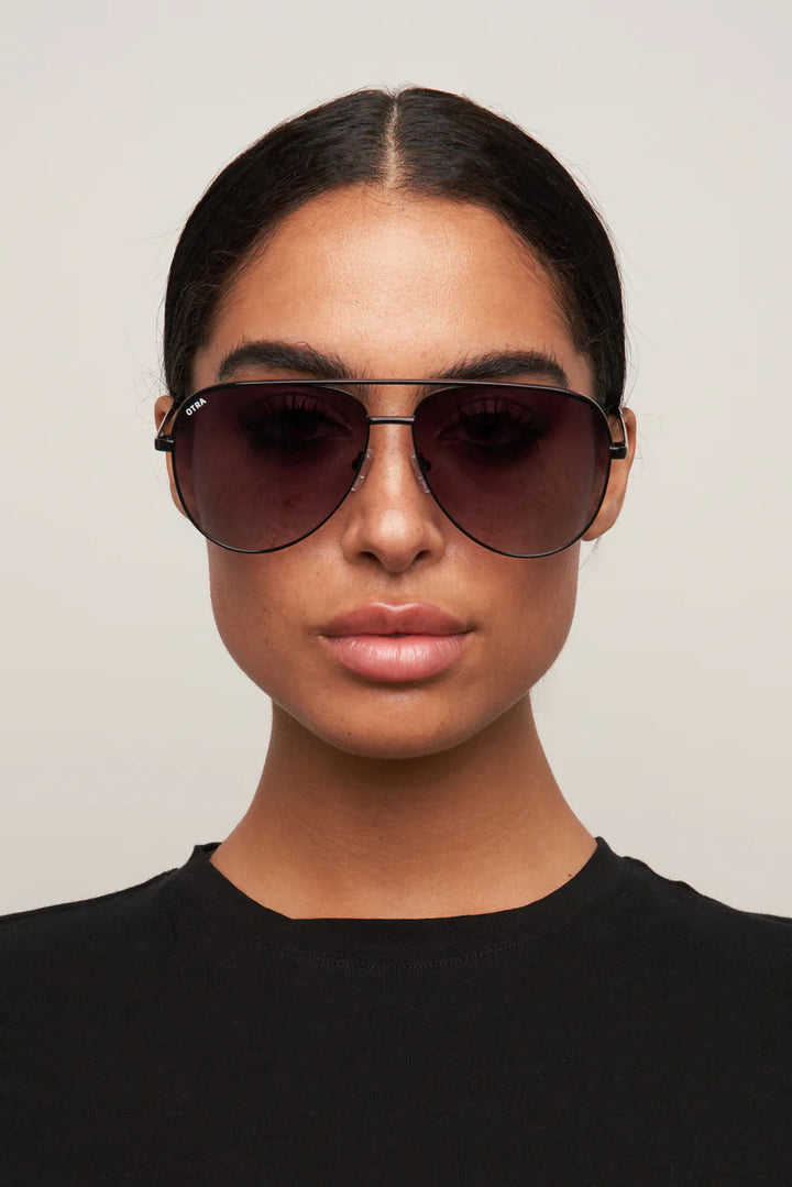 Otra Eyewear | Era Classic Aviator Black Frame Sunglasses in Smoke Fade