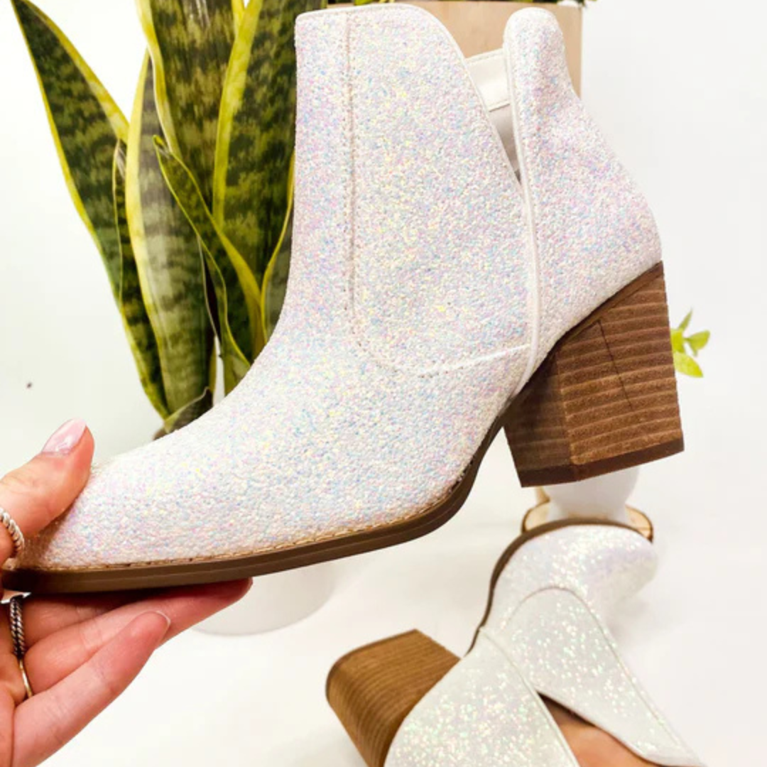 Online Exclusive | Fiera Glitter Booties in White