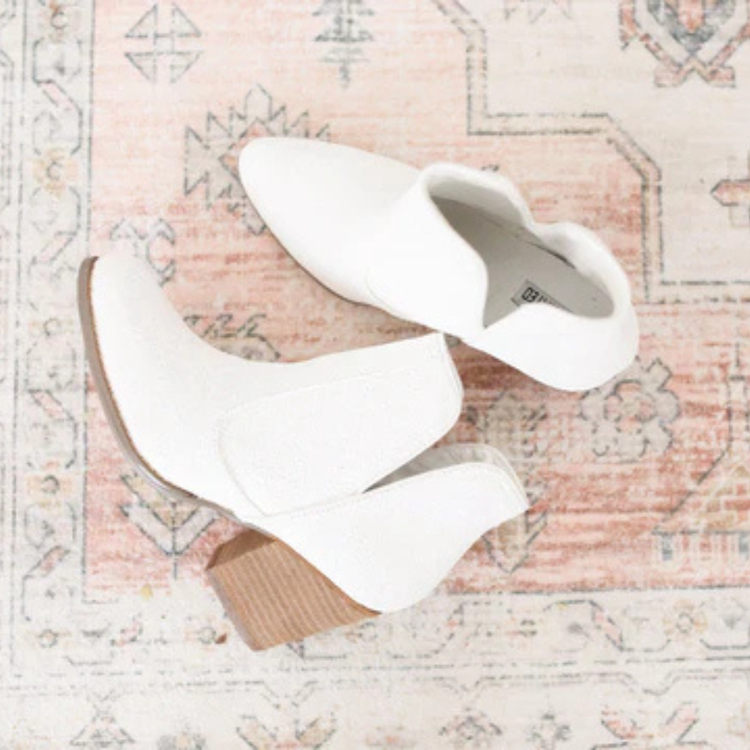 Online Exclusive | Fiera Glitter Booties in White