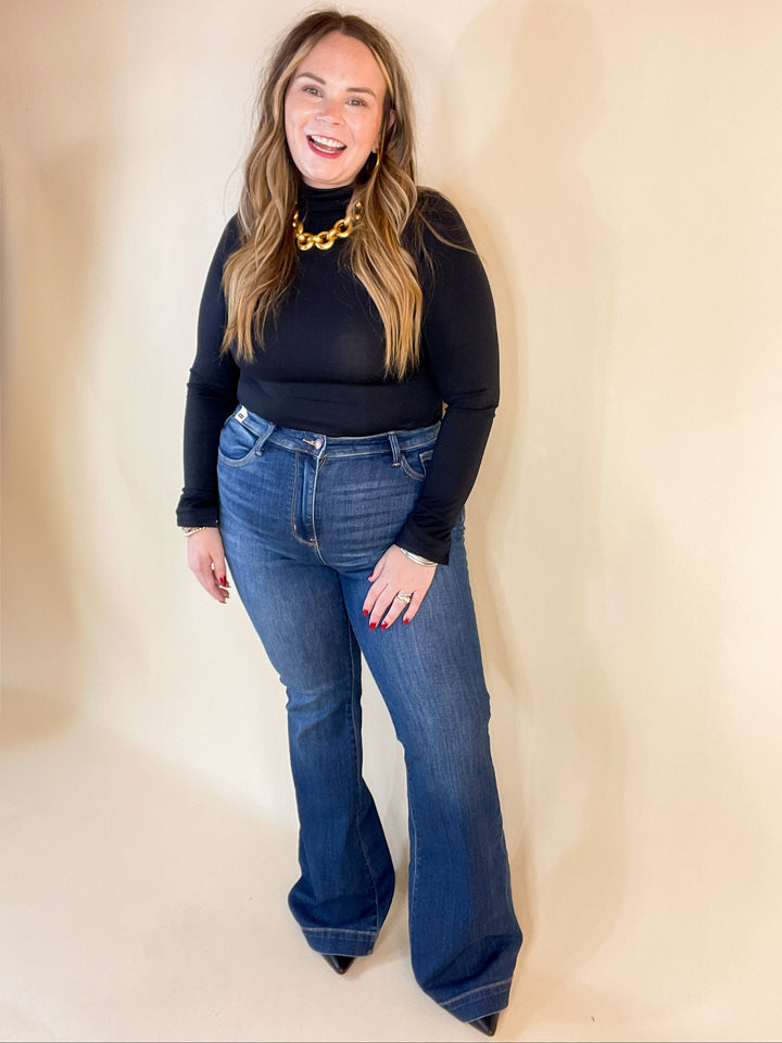 Judy Blue | On the Move Wide Hem Flare Jean in Medium Wash