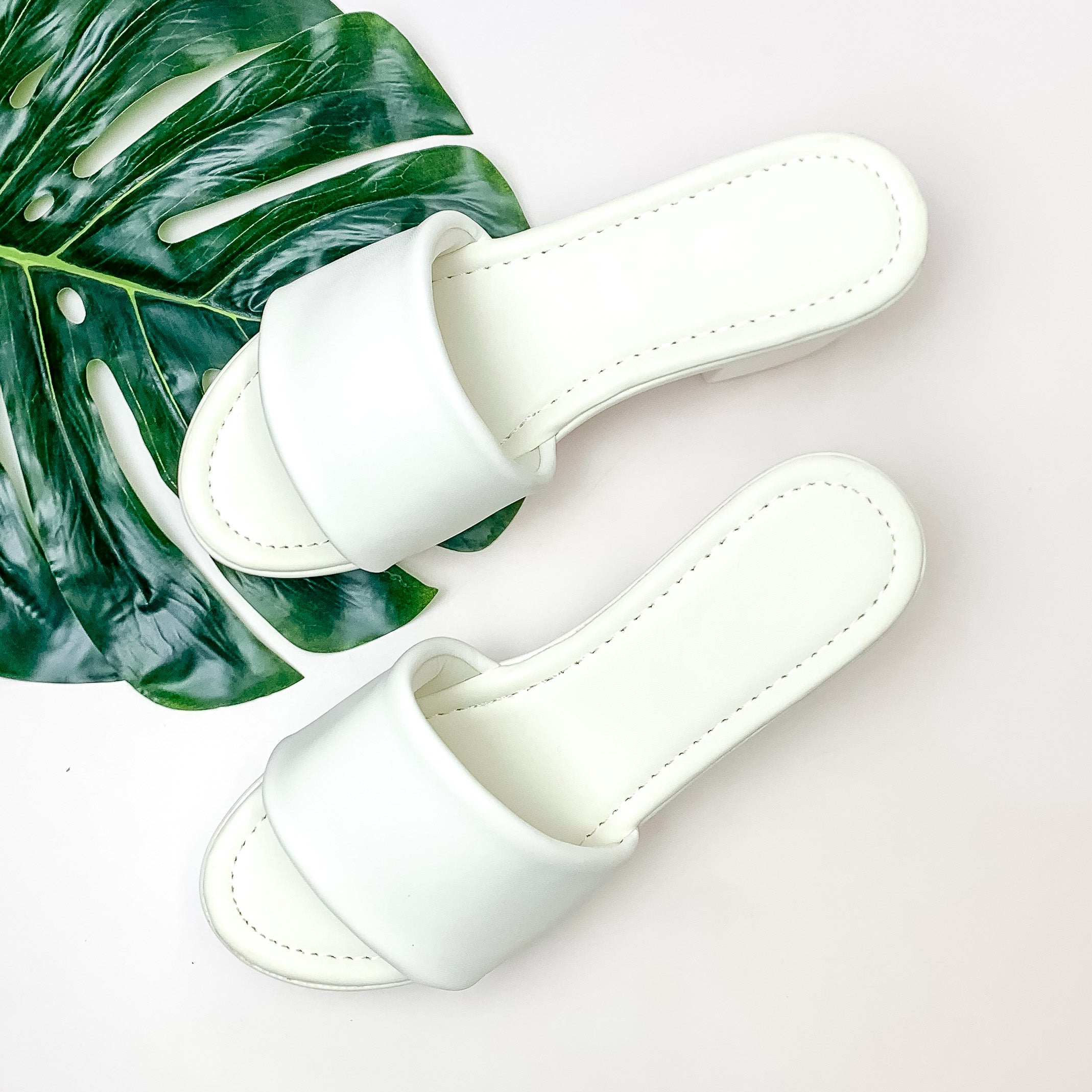 Beach Trippin' Slide On Block Heel Sandals in White - Giddy Up Glamour Boutique