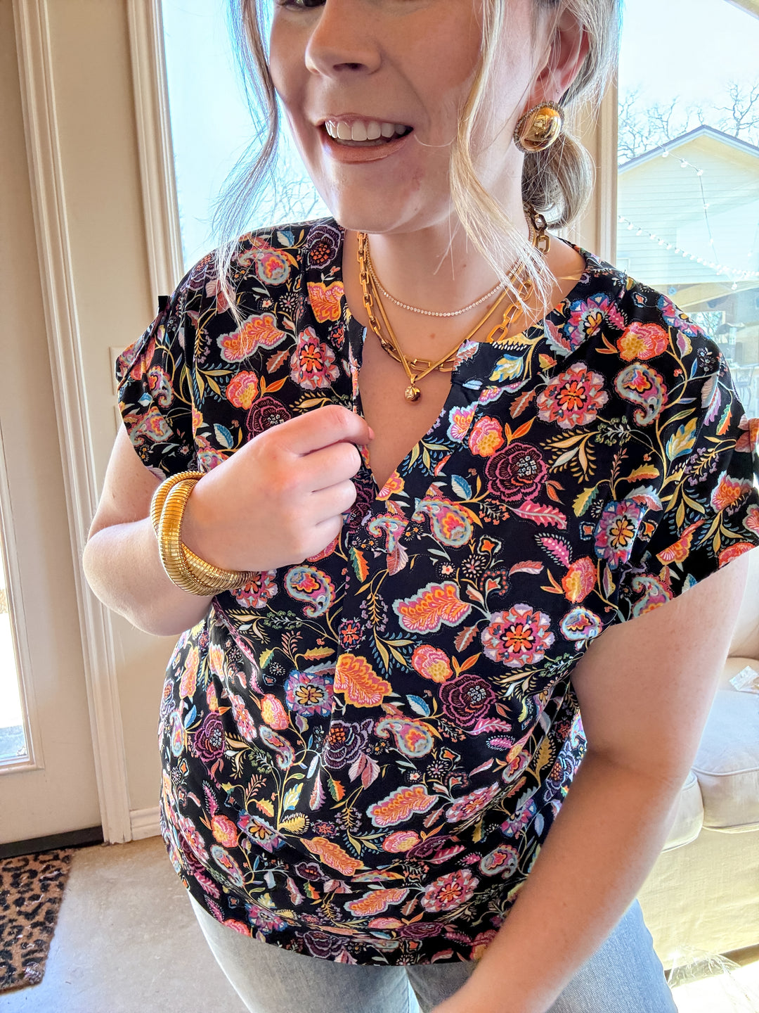 Downtown Darling Floral Print Short Sleeve Tunic Top in Black Mix - Giddy Up Glamour Boutique