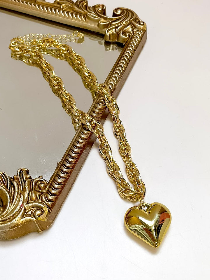 Treasure Jewels | Chunky Crush Chain Heart Pendant Necklace in Gold