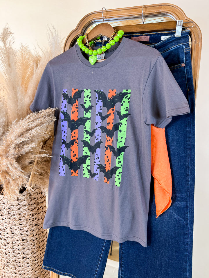 Halloween Bats Short Sleeve Graphic Tee in Charcoal Grey