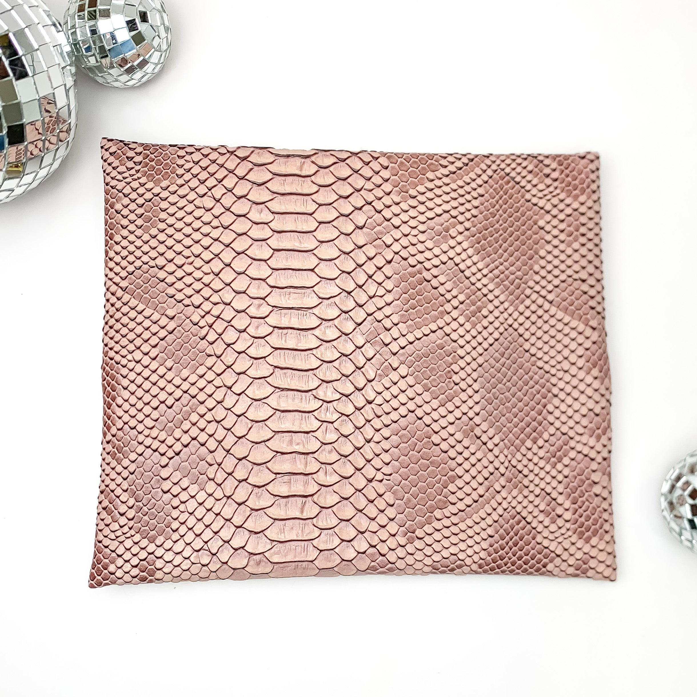 Makeup Junkie | Small Copperazzi Lay Flat Bag in Dusty Pink Snake Print