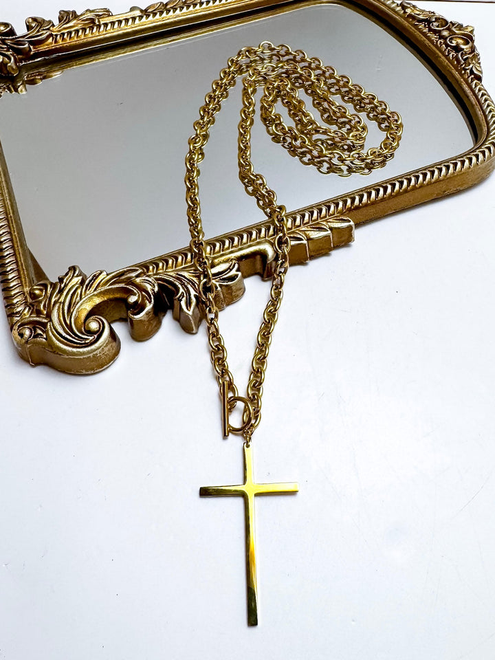 CHANSUTT PEARLS | Wrap Around Cross Necklace in Gold