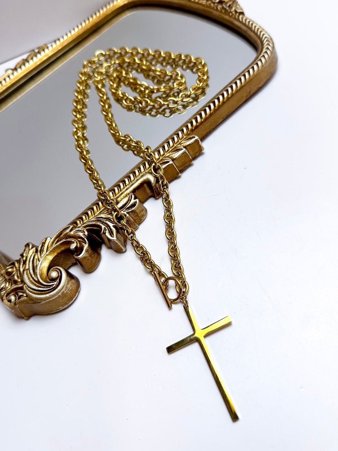 CHANSUTT PEARLS | Wrap Around Cross Necklace in Gold