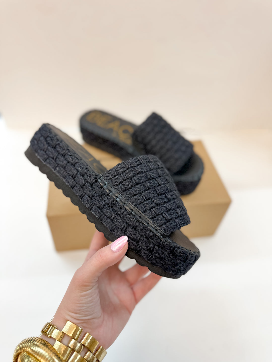 Matisse | Del Mar Platform Sandal in Ebony Black - Giddy Up Glamour Boutique