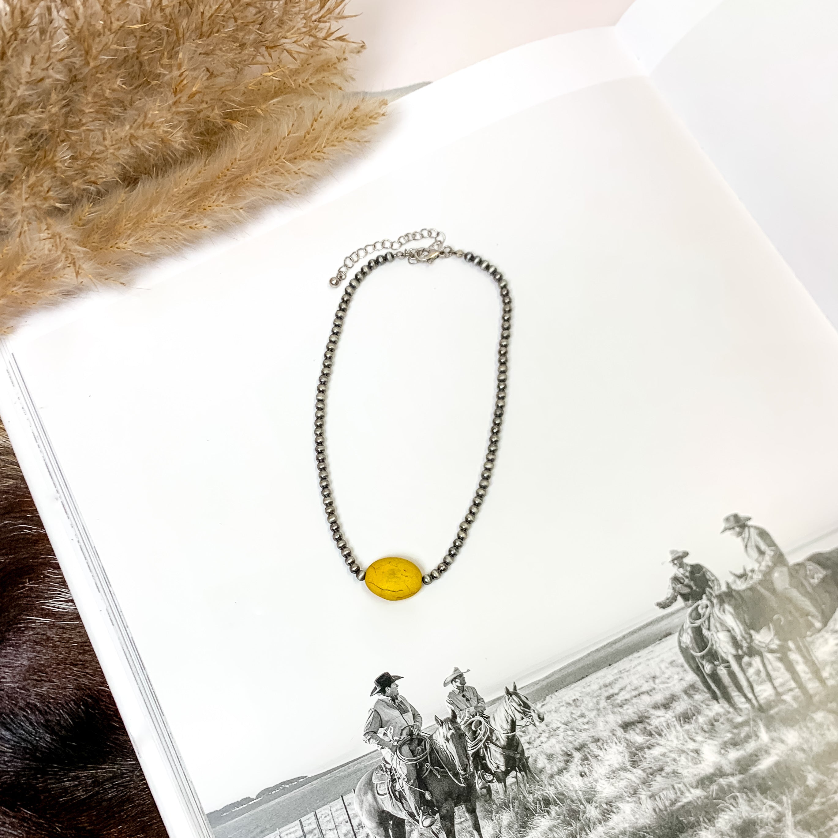 Small Faux Navajo Pearls Choker Necklace in Silver Tone with Mustard Yellow Oval Stone