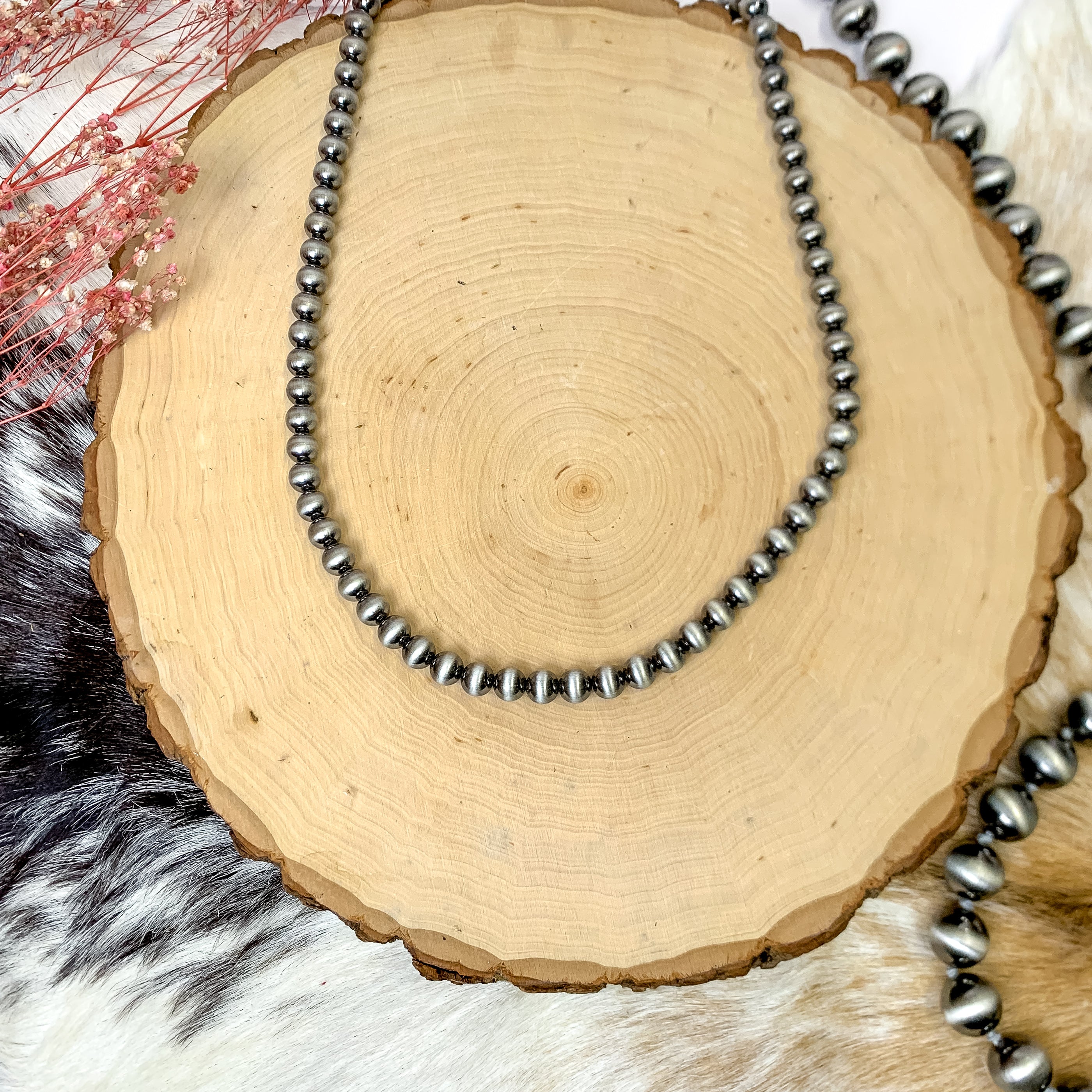 Faux Navajo Pearls Necklace in Silver Tone