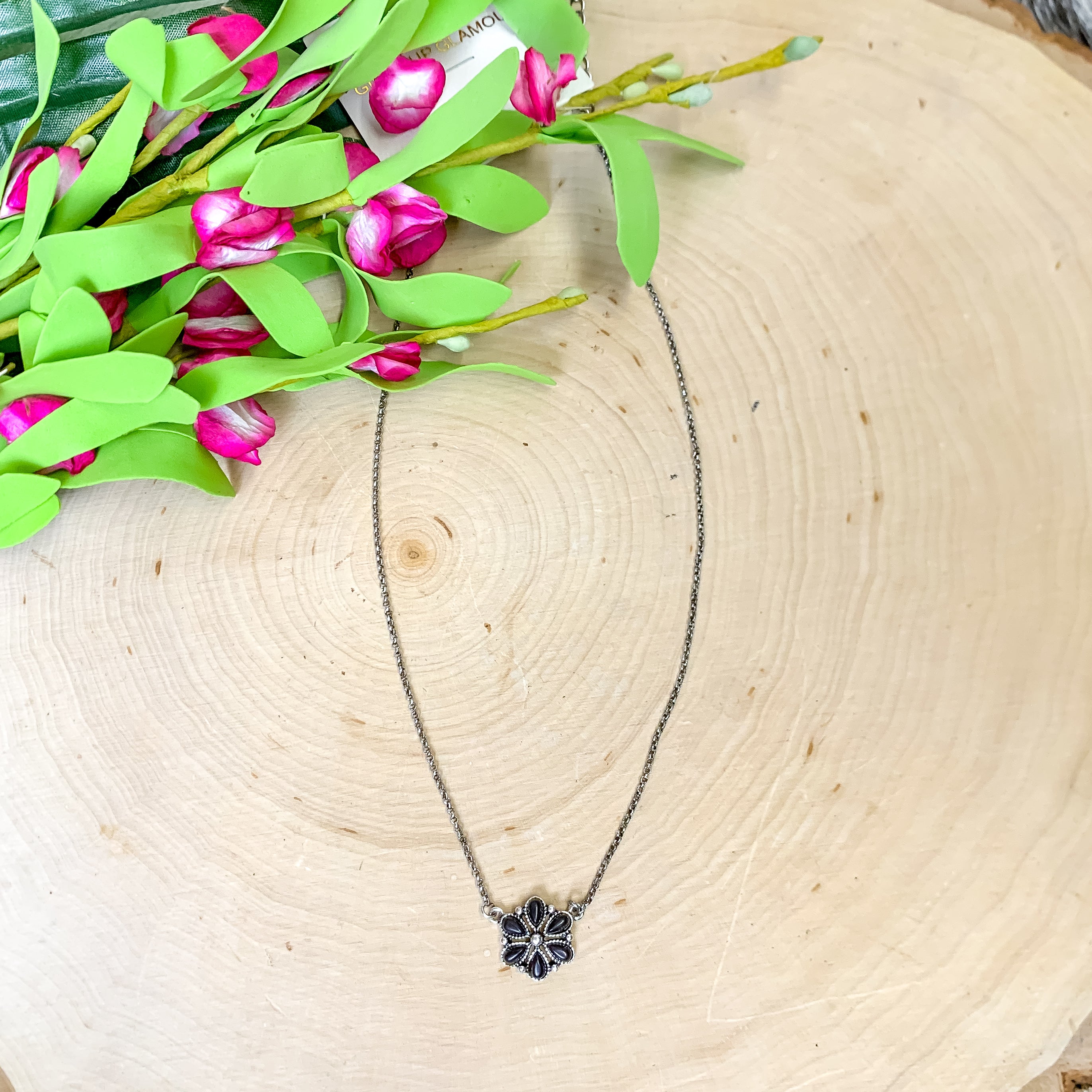 Silver Tone Chain Necklace with Flower Pendant in Black