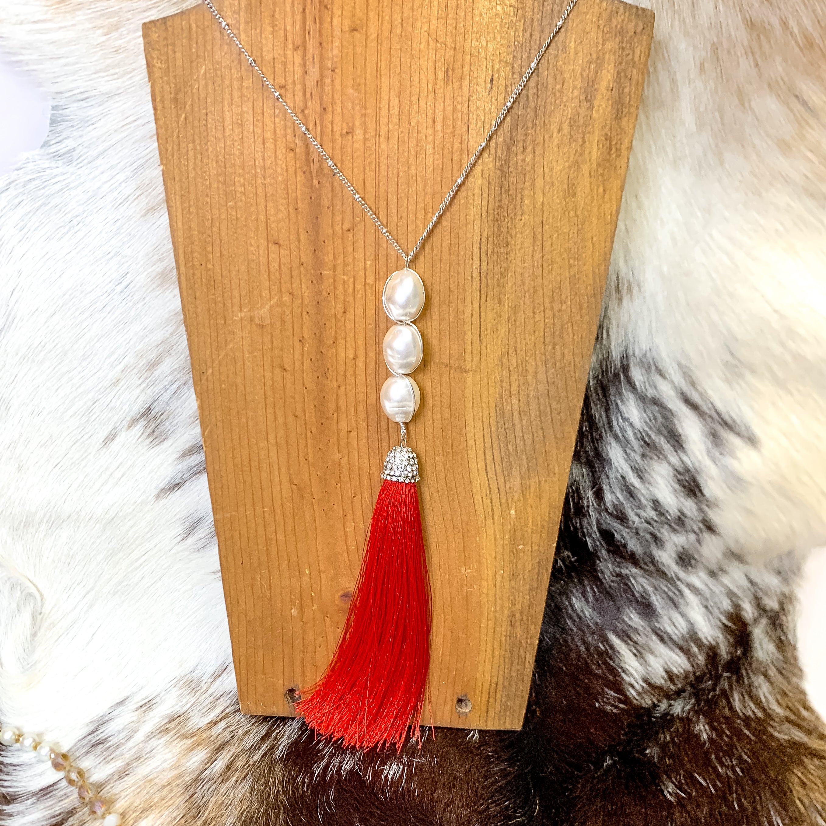 Long Silver Tone Chain Necklace with Baroque Pearl and Tassel Pendant in Red