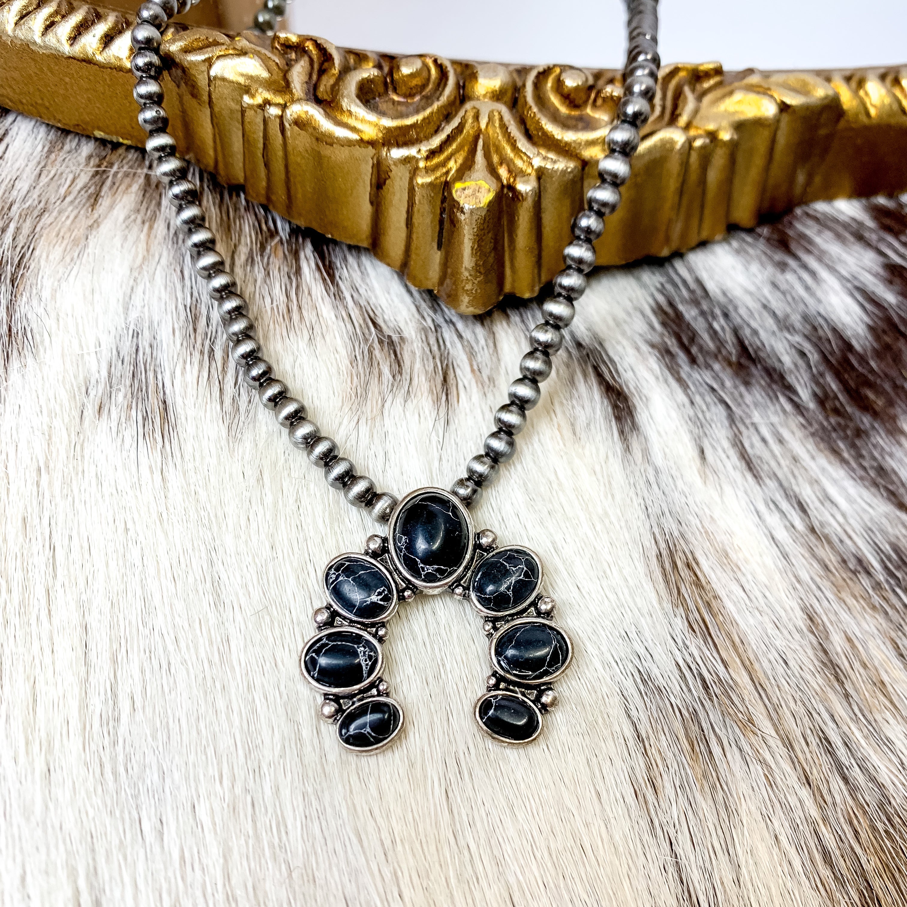 Small Silver Tone Faux Navajo Pearl Choker Necklace with Black Stone Naja Pendant
