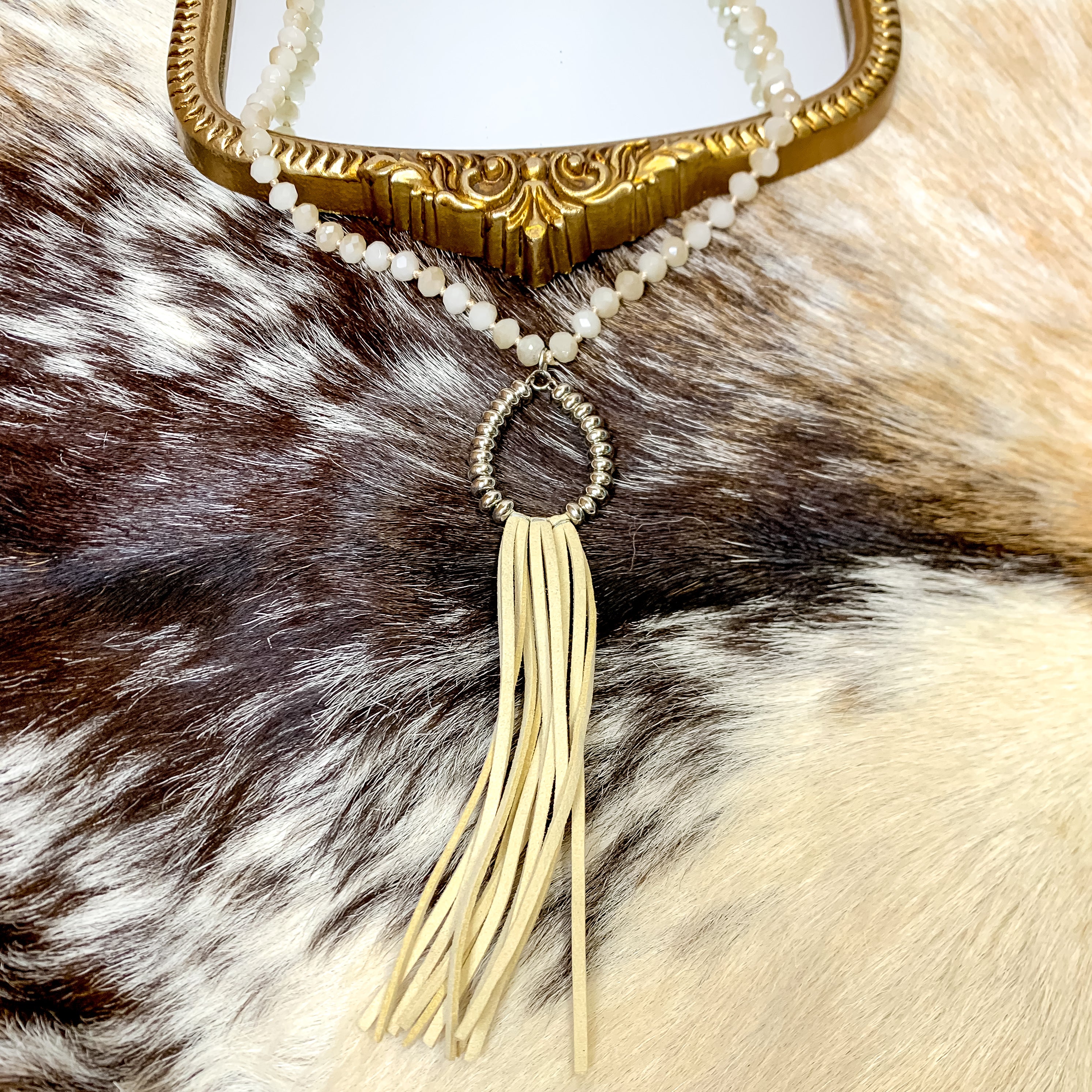 Beaded Teardrop Pendant Necklace With Faux Leather Fringe in Ivory