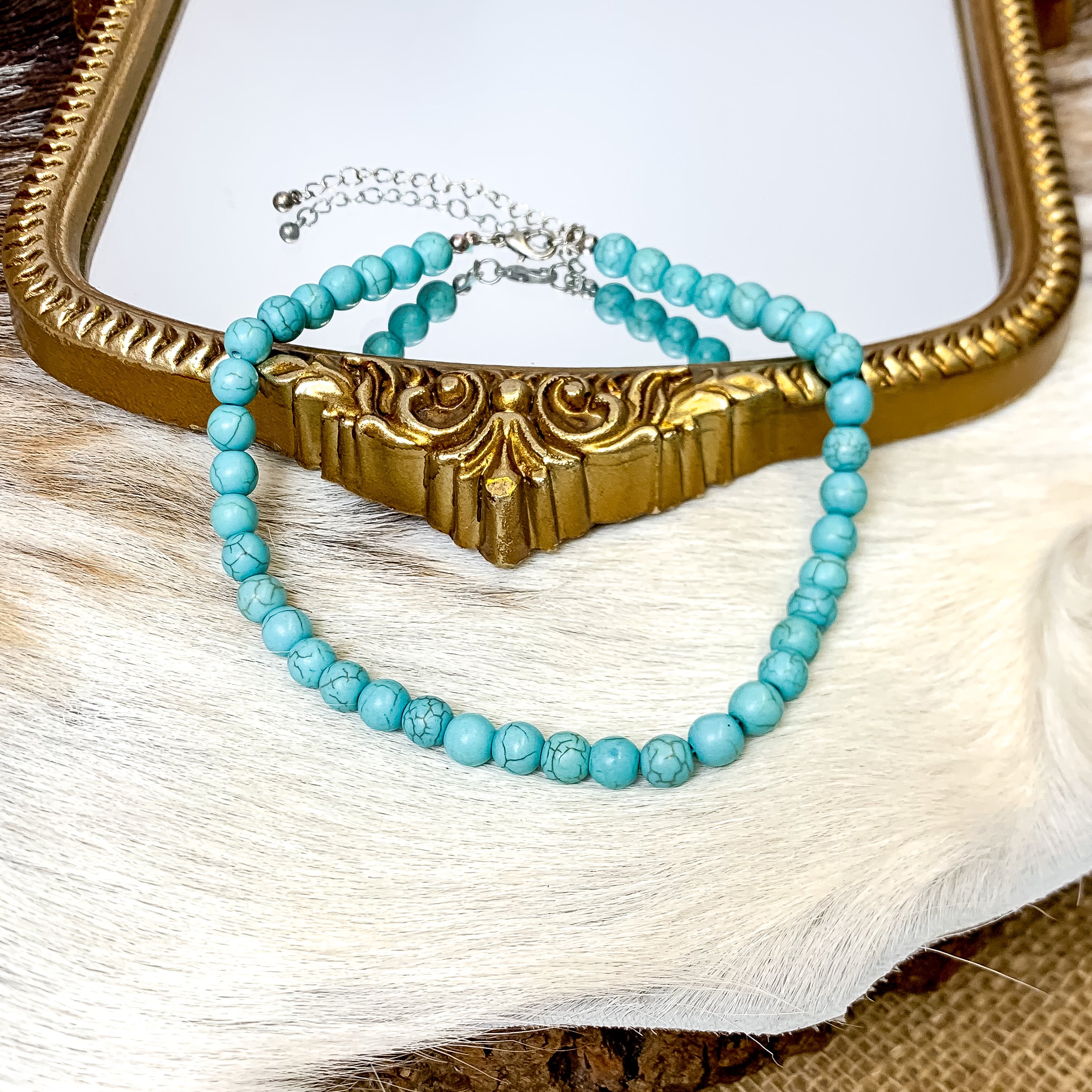 Beaded Choker Necklace In Turquoise Blue