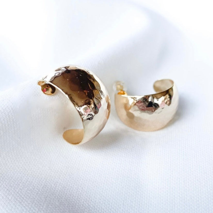 Kinsey Designs | Arlo Hoop Earrings - Giddy Up Glamour Boutique