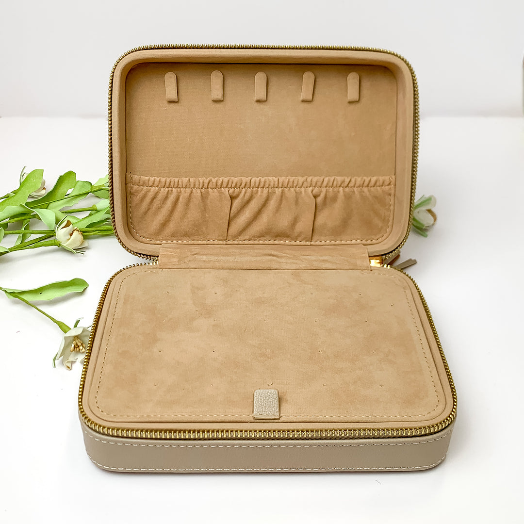 Hollis | Jewelry Organizer in Nude - Giddy Up Glamour Boutique