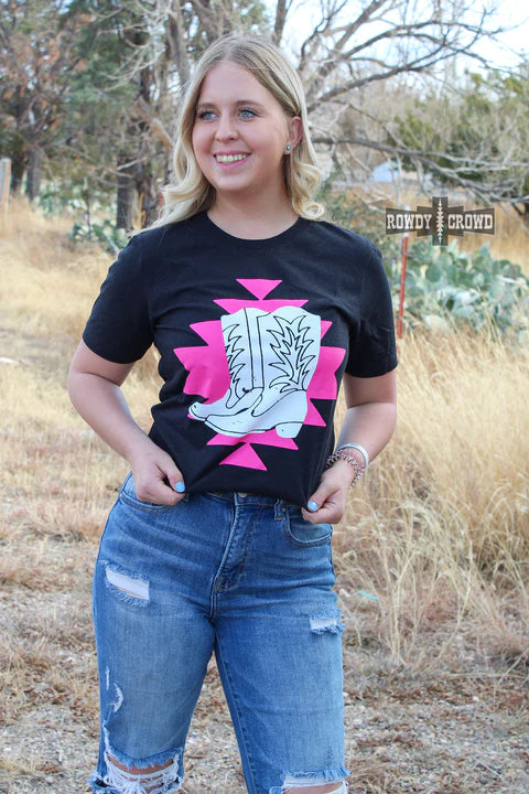 Online Exclusive | Made For Walkin' Short Sleeve Graphic Tee in Black - Giddy Up Glamour Boutique