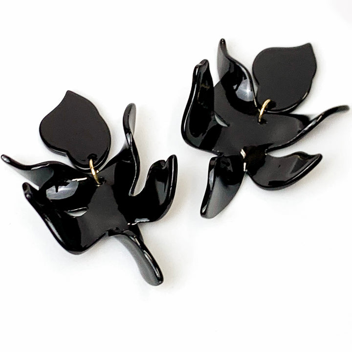 Linny Co | Flora Drop Earrings in True Black