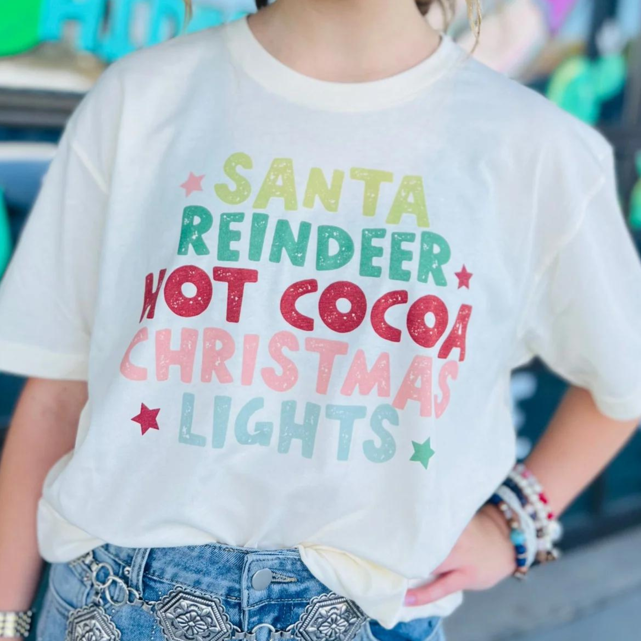 Online Exclusive | Christmas Things Graphic Tee in Cream