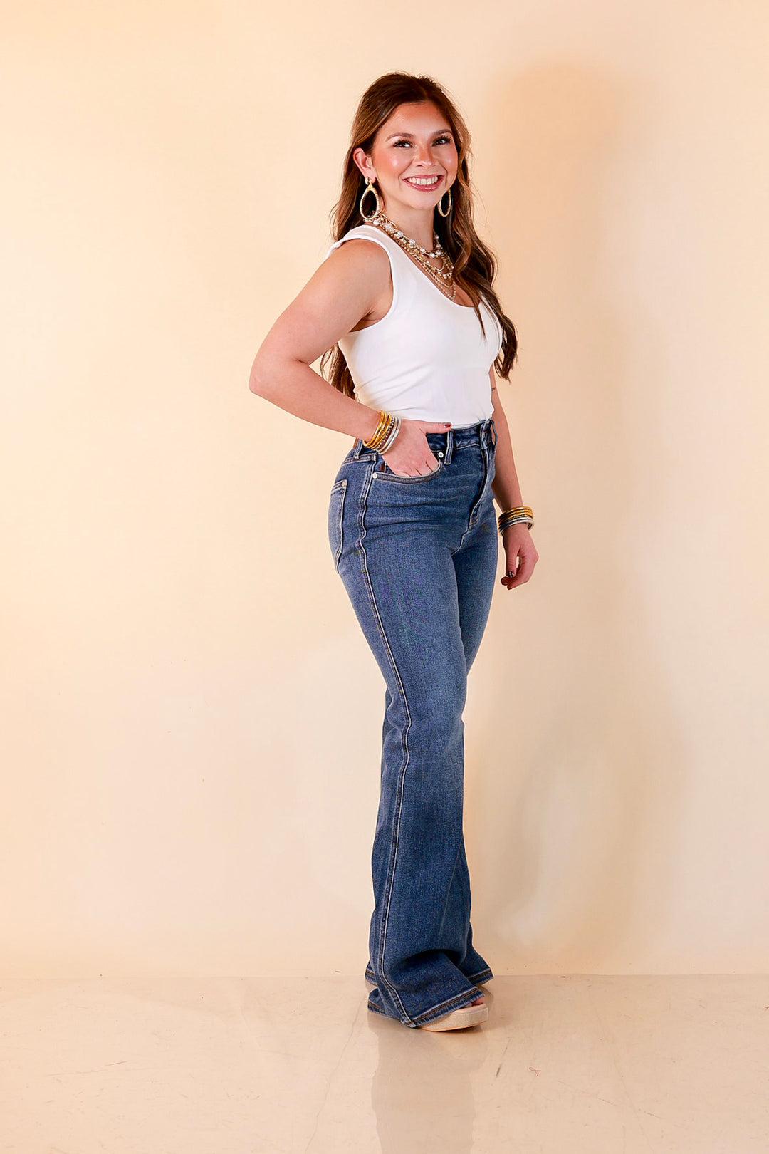 Judy Blue Good as Gold Flare Jeans in Medium Wash