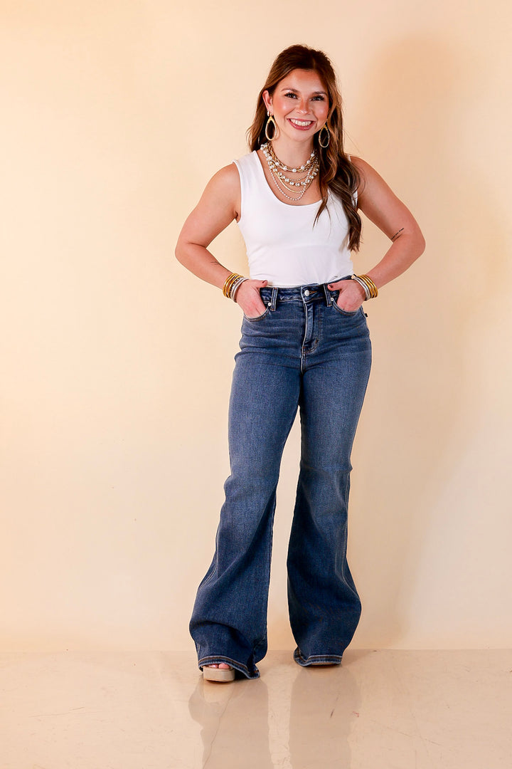 Judy Blue Good as Gold Flare Jeans in Medium Wash