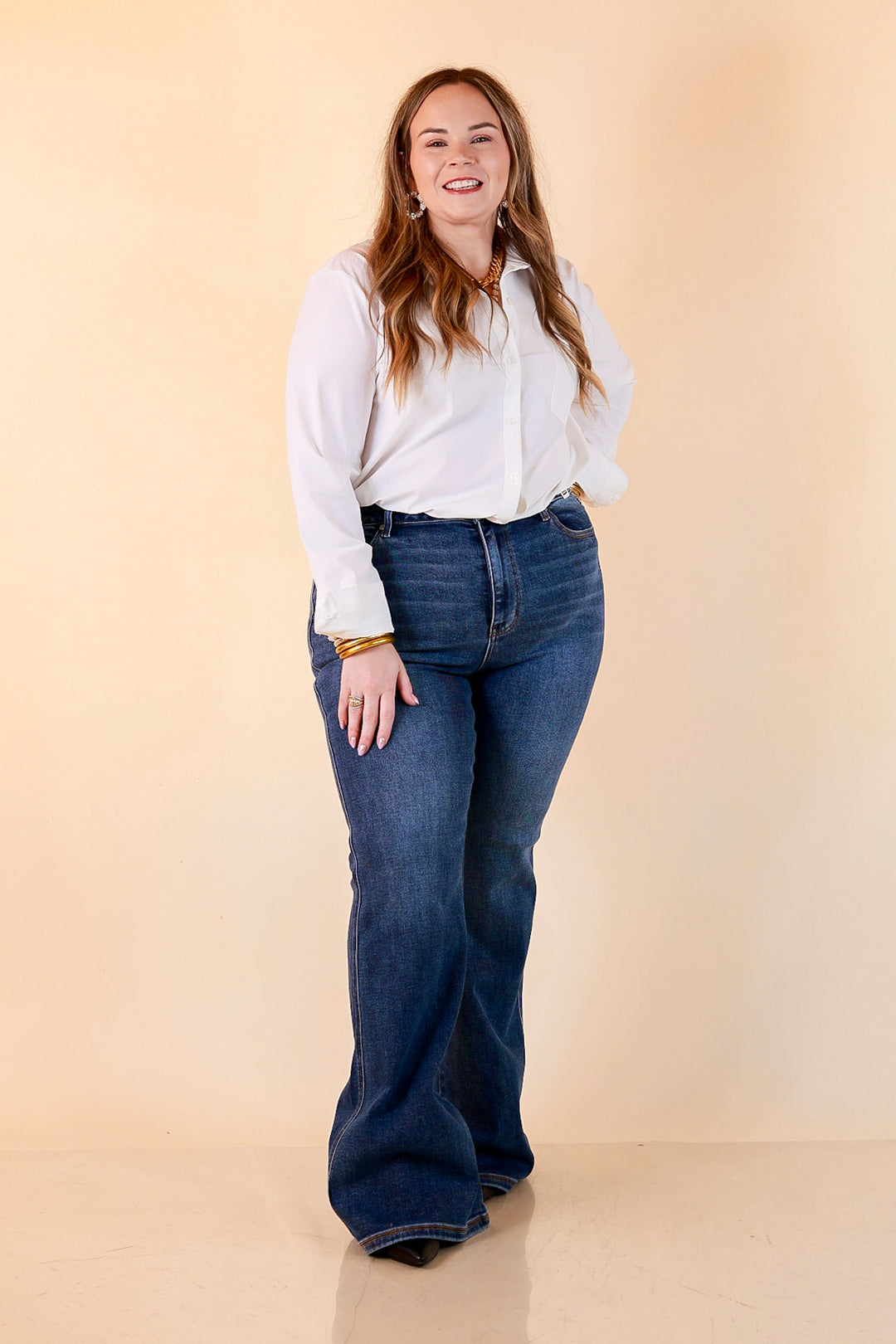 Judy Blue Good as Gold Flare Jeans in Medium Wash
