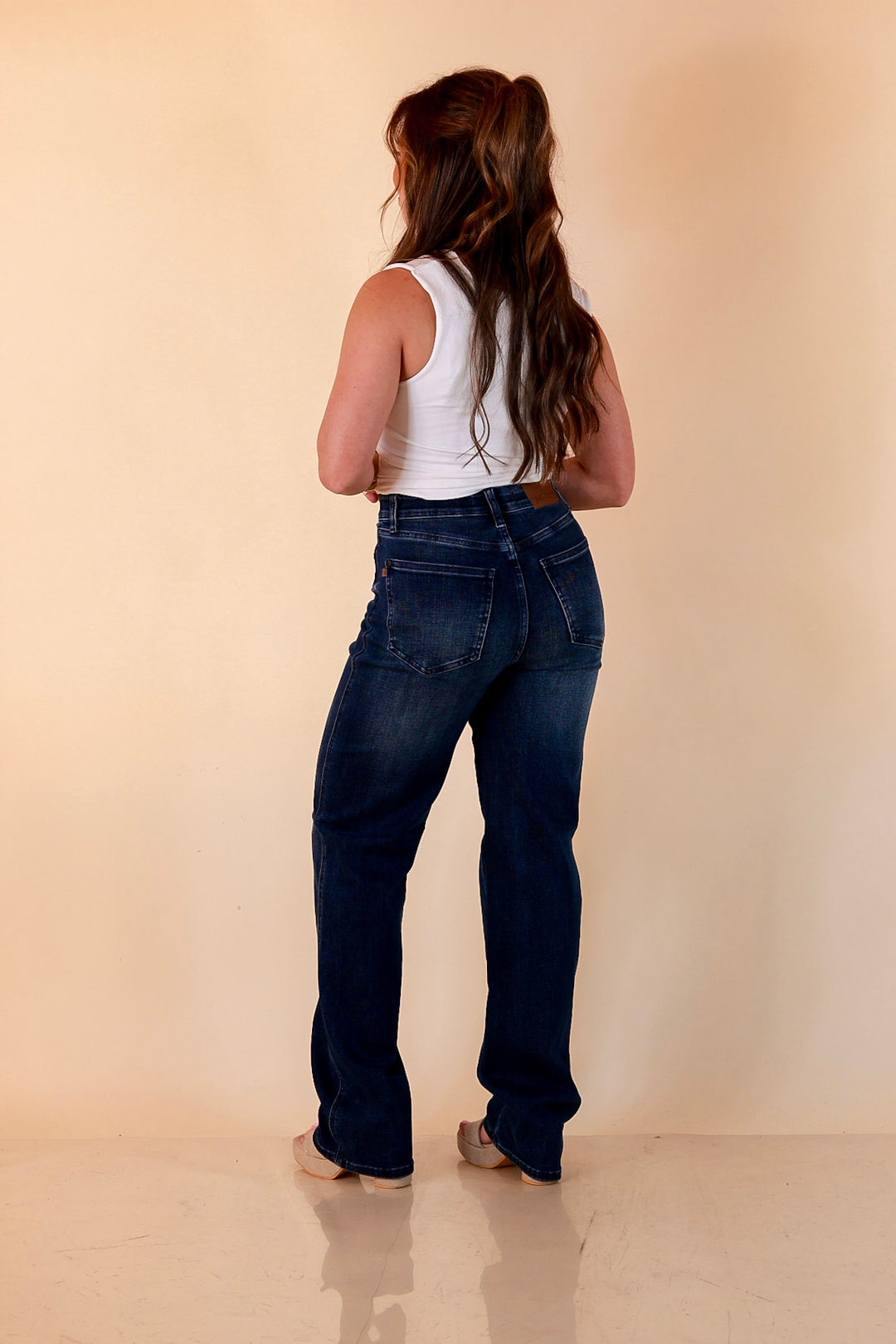 Judy Blue Tried and True Straight Leg Jeans in Dark Wash